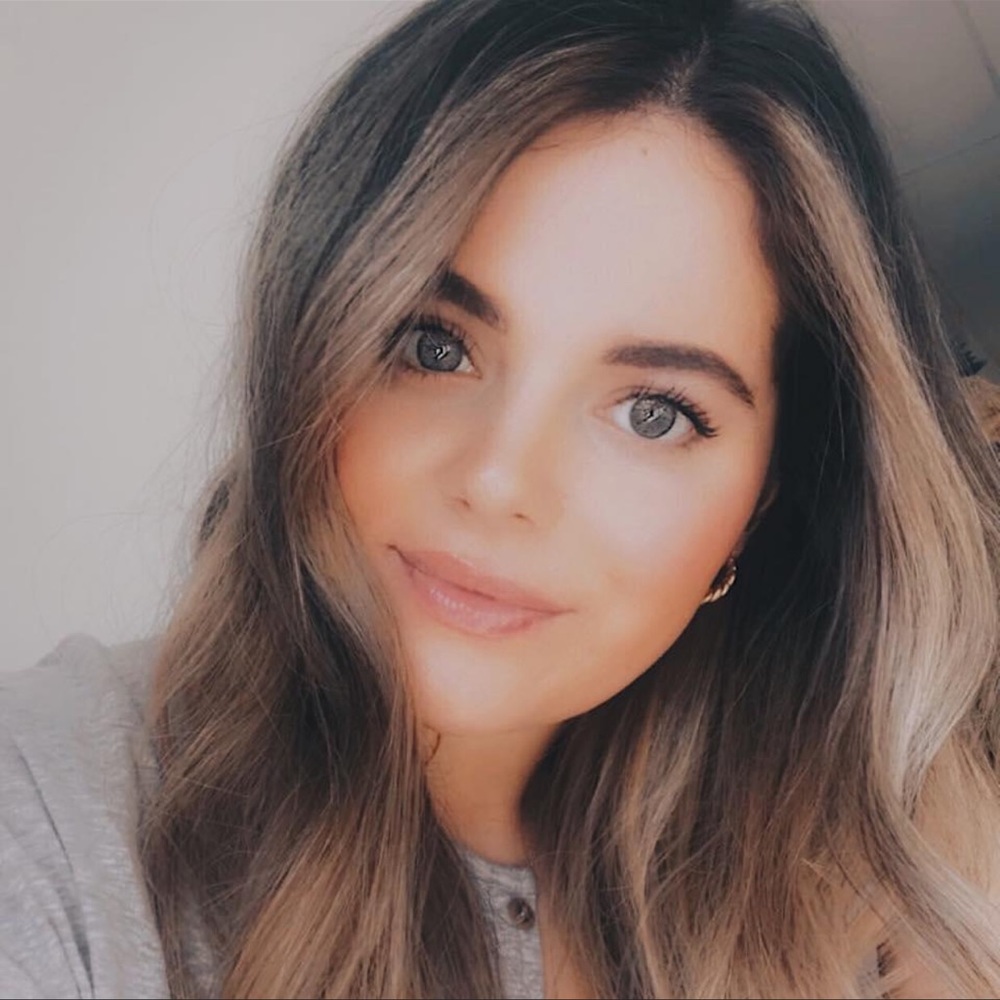 Meet your Posher, Janelle